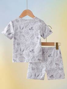 LOONEY TUNES X SHEIN GraphicGems 小男孩春夏時尚系列 貝殼、珊瑚、海螺組合印花 修身高彈力面料圓領舒適短袖T恤與短褲2件套 修身居家服 - 灰色 - 查看 2
