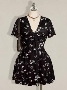 SHEIN ICON 大尺碼女款花卉印花休閒約會派對洋裝 - 黑色 - 查看 1
