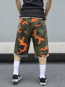 Manfinity EMRG 男士迷彩圖案做舊毛邊口袋鈕扣牛仔短褲，度假風 - 彩色 - 查看 2