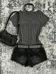 EgrlEra Women's Retro Dark Punk Style Rivet Decor Graphic Print T-Shirt - Light Grey - View 2