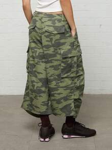 COUREZ 低腰寬鬆短版迷彩長褲 /Y2K女款夏季穿搭 春季女裝 夏季服飾 外出穿搭 夏季下身寬鬆長褲 女款長褲 - 軍綠色 - 查看 3