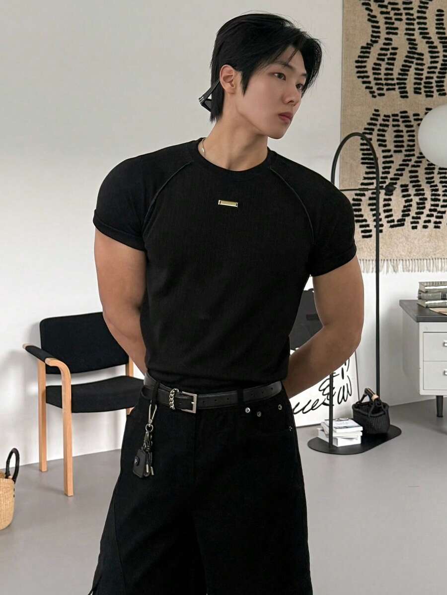 DAZY 黑色短袖修身版型圖案印花男士T恤 - 黑色 - 查看 1