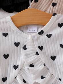 SHEIN Vintaside Kids 3件組女嬰休閒荷葉邊長袖開襟衫，愛心印花，卡其色、白色、黑色，春秋初秋輕便外套 - 彩色 - 查看 8