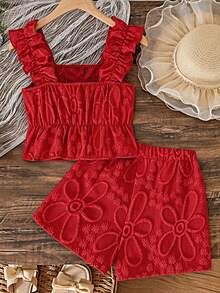 SHEIN Sparklyn Conjunto de 2 piezas para niña preadolescente con top de tirantes bordado de moda y shorts fruncidos para vacaciones - Rojo - Ver 2