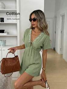 Easowa V-Neck Wide Shoulder One-Piece Sleeve Neckline Tie Bow Blue And White Porcelain Floral Embroidery High Waistline Doll Style Romper 100% Pure Cotton Traceable Cotton Double Layer Crepe Texture Fabric Casual Relaxed Elegant Commute Old Money Style Vacation Spring Summer Women's Jumpsuit - Green - View 1