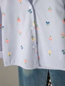 SHEIN Genkimix Kids 女童仿刺繡圖案藍白條紋印花襯衫，清新輕盈設計，領口長袖寬鬆休閒襯衫，花卉圖案，春秋休閒襯衫 - 彩色 - 查看 4