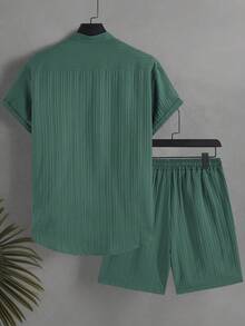 Genlund Conjunto de playa de camisa de manga corta y pantalones cortos de unicolor para hombres de talla grande - Verde - Ver 3