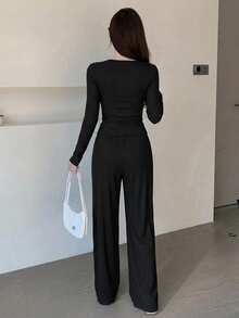 DAZY 女款 2 件套秋季短款黑色長袖開襟衫 T 恤與直筒褲休閒居家運動套裝 - 黑色 - 查看 2