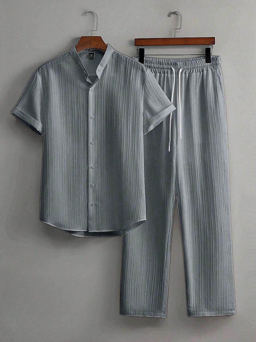 Manfinity Hypemode 2pcs Men Casual Grey Summer Solid Color Textured Short Sleeve Shirt And Drawstring Waist Loose Straight-Leg Pants Set,Men's Outfits For Prom, Formal - Dark Grey - View 1