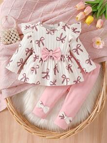 SHEIN Vintaside Kids 2件組新生女嬰杏色蝴蝶結豹紋圓領長袖荷葉袖保暖內裡羅紋軟面料T恤上衣 + 鬆緊腰休閒粉色長褲，休閒可愛韓風甜美套裝，適合秋冬日常穿著、旅行、度假、派對、室內外場合 - 粉色 - 查看 2
