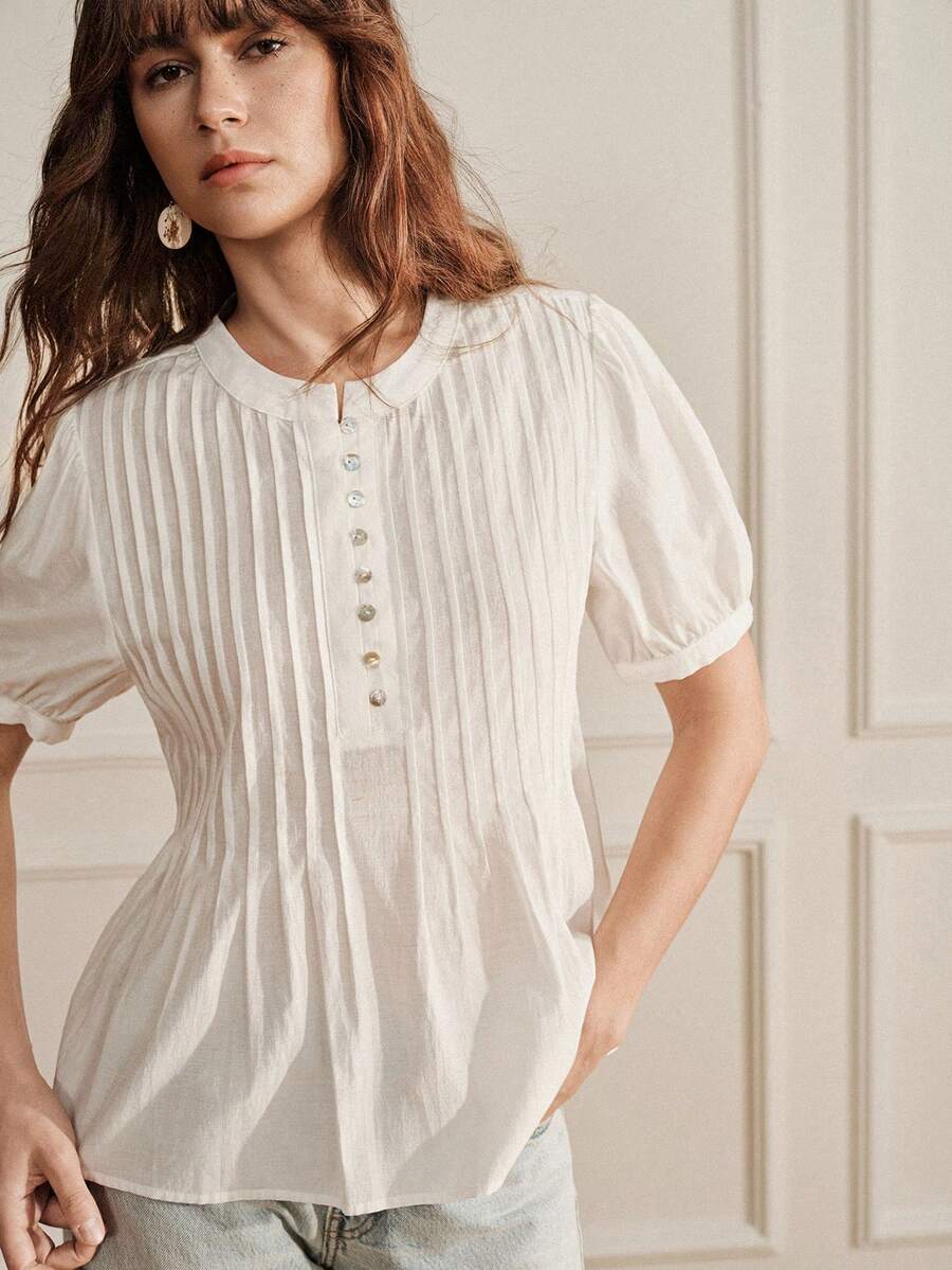 SHEIN Revavyn 女款編織黏膠纖維小圓領標準肩寬花瓣袖條紋設計休閒法式優雅襯衫，教師節早午餐米白色夏季