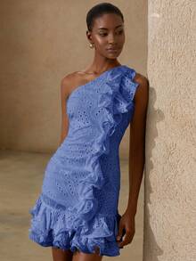 BELROSIE Nuevo vestido mini para mujer de estilo francés vintage de vacaciones, elegante y romántico para citas, con exquisito bordado pesado, tela calada, hombro asimétrico, línea diagonal, diseño estructurado con volantes, cintura ceñida y bajo con volantes en capas, sin mangas - Lavado ligero - Ver 6