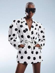 Aveloria GENKIRA 春夏黑白對比大波點寬肩廓形修身收腰可調腰帶女款西裝外套，休閒通勤百搭混搭，Y2K未來感極簡龐克現代前衛復古風 - 黑與白 - 查看 3