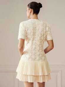 BELROSIE 夏季米白色重磅布料3D花卉鏤空緞帶刺繡女裝洋裝，圓領短袖修身腰線百褶下擺層次裙襬，法式復古浪漫優雅百搭休閒風，適合派對、度假、晚宴、婚禮、畢業季與通勤 - 米色 - 查看 7