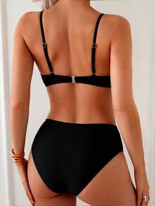 SHEIN Swim 2件組女款夏季海灘純黑色聚攏鋼圈復古比基尼套裝，交叉式比基尼上衣與高腰抓皺比基尼下褲 - 黑色 - 查看 2