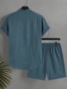 Manfinity RSRT Men's Plus Size Solid Color Short Sleeve Shirt And Shorts Beach Set - Blue - View 3