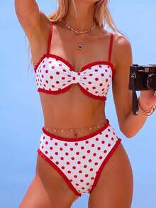 Swim Mod Setelan Baju Renang Wanita: Atasan Model Bandeau Berkerut Motif Polkadot dan Bawahan Bikini Segitiga Berkerut Pinggang Tinggi - MultiWarna - View 1