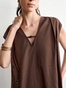 Aalyst Women's Summer Elegant French Romantic Minimalist Sleeveless V-Neck Dress Linen Texture Dark Brown Robe Vacation - Brown - View 3