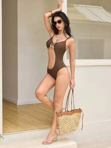 SHEIN Maillot de bain une pièce pour femme marron avec découpe asymétrique, décoration métallique, effet amincissant, sexy, bretelles réglables, décontracté, pour vacances et sources chaudes - Tabac - Voir 7