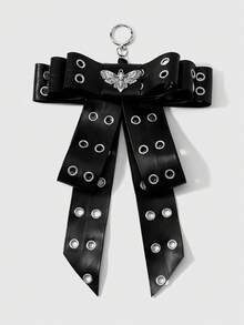 ROMWE Goth 1 buah Gantungan Kunci/Liontin DIY Gaya Punk Gelap Kulit Hitam Mengkilap dengan Lubang Tali, Buatan Tangan, Kompleks, Berlapis-lapis, Motif Wajah Hantu dan Ngengat untuk Dekorasi Halloween - Hitam-38 - View 1