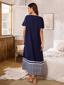 Serenescape Gaun Tidur Panjang Wanita Gaya Liburan Kasual Motif Bunga Patchwork Lengan Pendek Berkerut - Biru - View 3