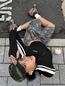 Muchica 春夏新款女款針織運動風織帶肩帶青蛙扣設計防曬薄外套 - 黑色 - 查看 5
