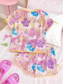 SHEIN X Care Bears 2件組可愛趣味風女童幼兒居家服，圓領短袖上衣與短褲舒適套裝，Carebear聯名女童幼兒居家服 - 淺粉色 - 查看 3