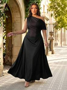 Hourglow Plus Size Elegant Curve Asymmetrical Shoulder Waist-Defining Solid Color Minimalist Maxi Dress Cocktail Black Summer, For Hourglass Body Shape - Black - View 5