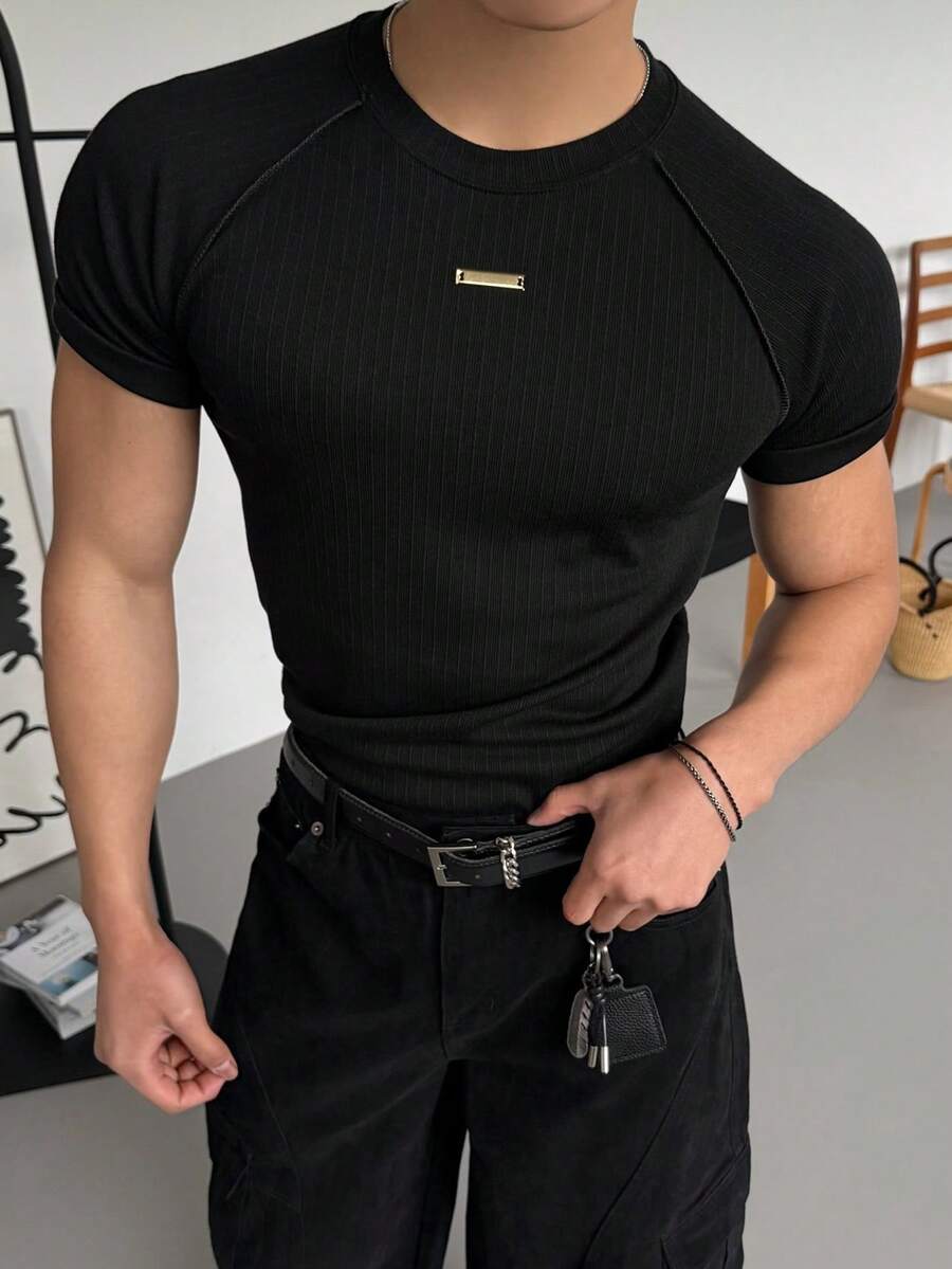 DAZY Black Short Sleeve Slim Fit Graphic Print Men's T-Shirt - Black - View 1