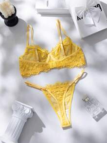 SHEIN 2件套玫瑰红蕾丝拼接内衣套装，成熟性感 - 黃色 - 查看 2