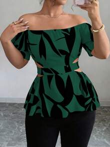 SHEIN LUNE CURVE 大尺碼復古波希米亞風性感 70 年代休閒不對稱深綠色印花露肩腰部鏤空女上衣 派對度假外出夏季穿搭 - 綠色 - 查看 3