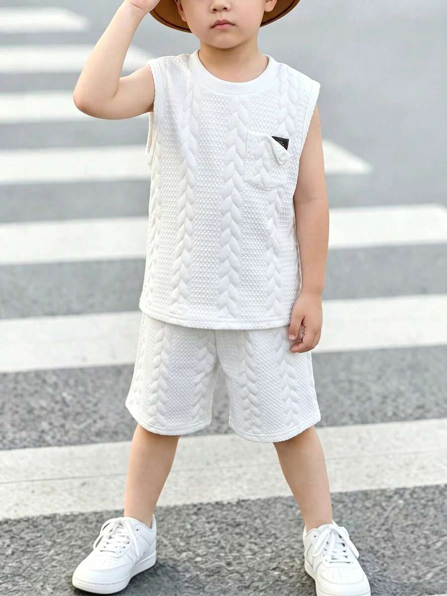 SHEIN Casuvi Kids 2件組小男孩可愛簡約學院風休閒運動針織套裝,上衣+短褲,不對稱口袋、鈕扣設計,適合夏季上學、旅行、戶外運動 - 白色 - 查看 1