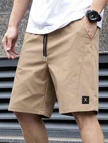 Manfinity CasualCool شورت كاجوال رجالي باللون الكاكي مع خصر برباط وجيوب - كاكي - مشاهدة 5
