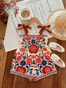 SHEIN 米色夏季波西米亞風度假嬰兒女童碎花荷葉邊抹胸連身褲，附蝴蝶結肩帶，嬰兒女童沙灘連身褲母女套裝 - 紅色 - 查看 6