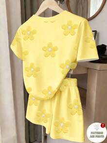 SHEIN 1套青少年女孩溫柔甜美風黃色花卉珍珠印花圓領短袖T恤與短褲兩件套，適合日常穿著、外出、購物、聚會、校園、度假，夏季休閒穿搭 - 彩色 - 查看 2