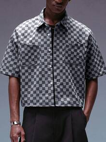 STYNVO Camicia a maniche corte a quadri comoda da uomo, con tasche doppie asimmetriche, adatta per occasioni formali o casual, tempo libero, vacanze, riunioni, ufficio semplice, abbigliamento casual da casa, stile versatile, perfetta per l'uso personale o come regalo per gli amici, camicia casual comoda molto venduta - nero - Visualizzare 1