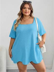 SHEIN CURVE+ Curve 大尺碼女裝/秋季女裝/冬季女裝/大尺碼方領不對稱下擺口袋短袖T恤黑色上衣 8XL 6XL 5XL 大尺碼女裝上衣，女性度假穿搭秋季冬季 CURVE PLUS - 藍色 - 查看 4