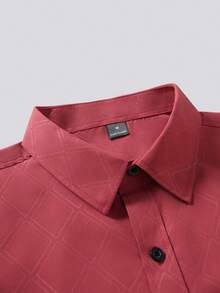 Manfinity Mode Men Diamond Quilted Regular Shoulder Summer Front Button Casual Versatile Short Sleeve Shirt, Formal - Red - View 4