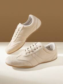 CUCCOO EASI Off-White 杏色復古女鞋，軟底透氣，通勤百搭平底休閒運動鞋 - 杏色 - 查看 10
