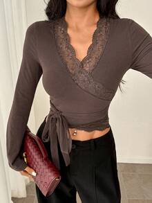 SHEIN PETITE Women's Solid Color Contrast Lace Waist Knot Long Sleeve Slim Fit T-Shirt Date Dark Brown,Summer,Autumn,Elegant,Soft Basic Everyday Top,Going Out - Brown - View 6