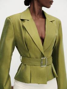 Aveloria Modichic Neue glänzende vielseitige professionelle lässige tragbare Jacke mit Revers, breiten Schultern, tailliertem Gürteldesign, kurz geschnitten, großem Kragen, einfarbigem Blazer in Armeegrün, einreihigem Design, Revers, schmal geschnitten, langen Ärmeln, leichtem Blazerstoff, klassischem Bürostil - Olivgrün - Übersicht 1