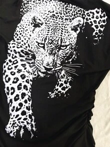 IslaSuriya Kaos Kasual Wanita Motif Leopard Model Bahu Terbuka Warna Hitam - Hitam - View 5