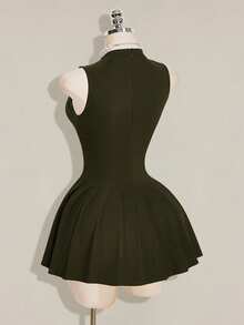 SHEIN ICON 女款純色圓領無袖修身百褶時尚極簡風洋裝 - 軍綠色 - 查看 10
