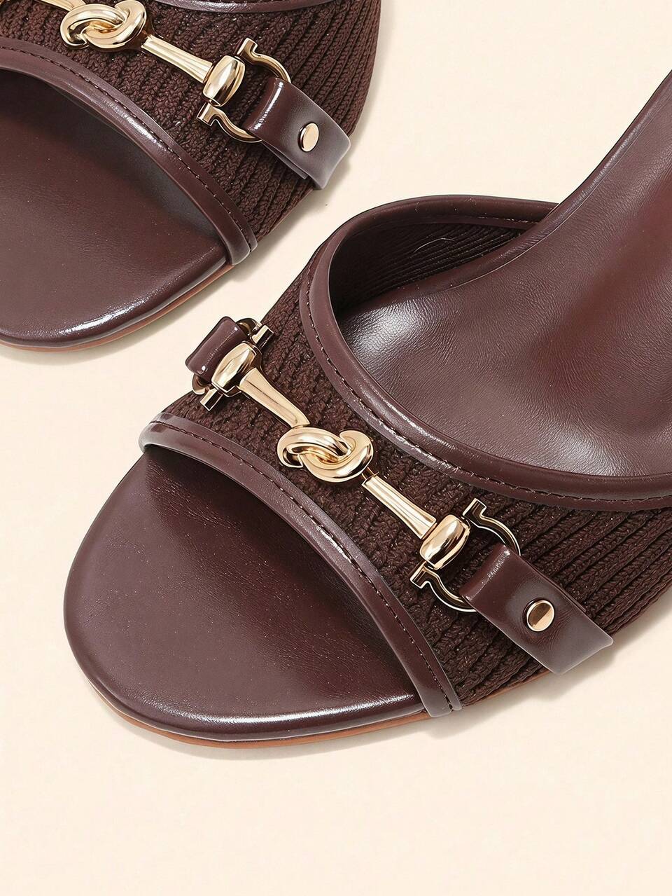 CUCCOO BASICS Women Shoes Brown Gold Buckle Decorative Fashion Spring And Summer Daily Travel Round Toe Sandals
