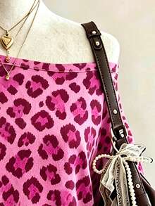 Lalippa Pink Leopard Print Digital Print Fashion Minimalist Women's Round Neck T-Shirt, Gift For Friends - Multicolor - View 3