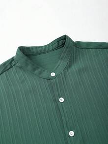 Genlund Conjunto de playa de camisa de manga corta y pantalones cortos de unicolor para hombres de talla grande - Verde - Ver 4