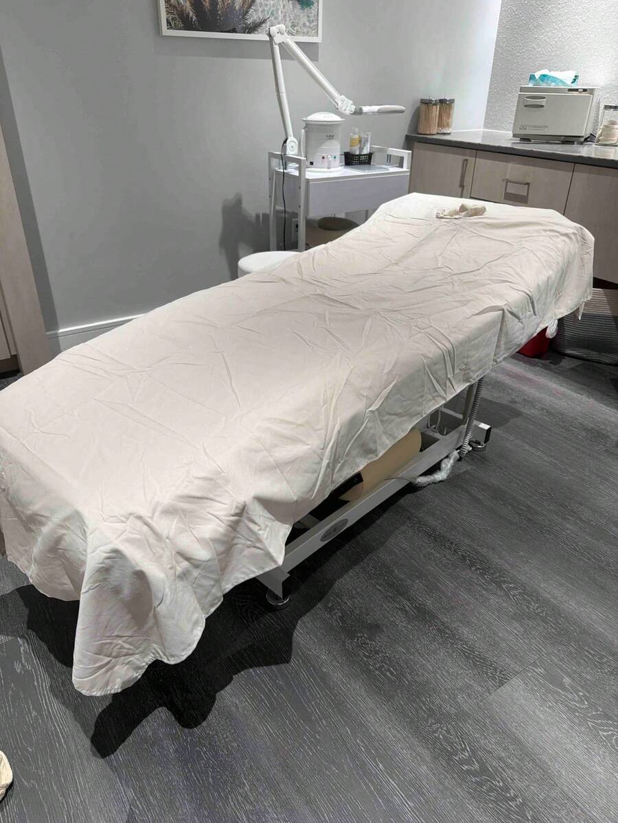 1件纯色床裙，适用于美容院按摩床单、按摩床罩，全罩式带孔，美容院床罩，一件式美容床单