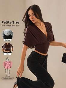 SHEIN PETITE Brown Color Bat Print V-Neck Short Sleeve Knit Top, Solid Color Commuting T-Shirt,Summer Top Night Out,Summer Outfits,Brown Top,Going Out Outfits - Coffee Brown - View 2