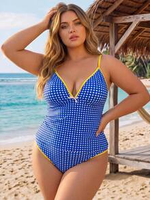 SHEIN CURVE+ 大尺碼女款兩件式隨機幾何方格印花時尚度假顯瘦保守蝴蝶結高腰三角比基尼露背坦基尼泳衣套裝 - 藍色 - 查看 3