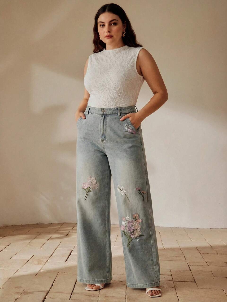 Spring Women's Light Blue Denim Jeans New Floral Embroidery Washed Denim Versatile Casual Commute Straight Leg Jeans